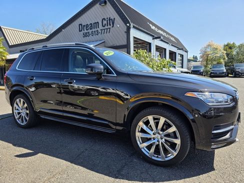 Used 2016 Volvo XC90 T6 Momentum w/ Protection Package Plus AWD/4WD image 3
