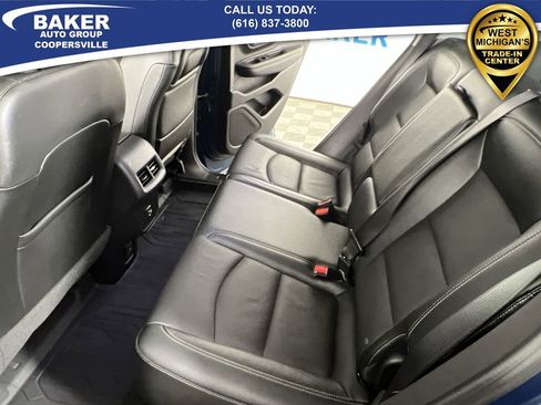 Certified 2024 GMC Terrain SLT w/ Elevation Edition image 25