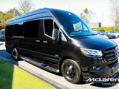 New 2024 Mercedes-Benz Sprinter 3500 image 3