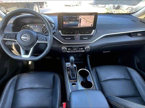 Certified 2024 Nissan Altima 2.5 SL image 16