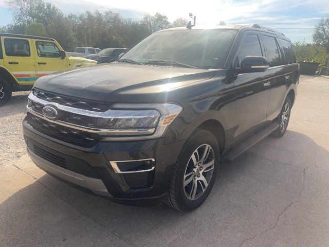 Used 2024 Ford Expedition Limited RWD image 1