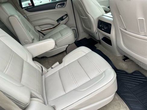 Used 2015 GMC Yukon Denali w/ Premium Package image 24