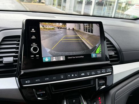 Used 2025 Honda Odyssey Sport-L image 52