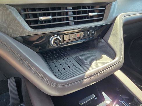 Used 2025 Ford Explorer Platinum w/ LUX Leather Package image 18