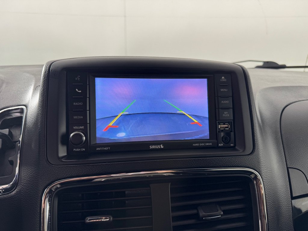 Used 2018 Dodge Grand Caravan SXT FWD image 15