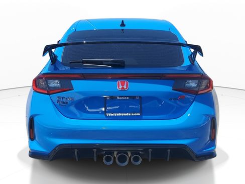 Used 2023 Honda Civic Type R image 6
