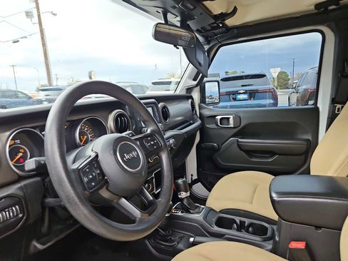 Used 2018 Jeep Wrangler Unlimited Sport AWD/4WD image 10