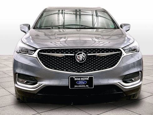 Used 2019 Buick Enclave Avenir w/ Avenir Technology Package image 3