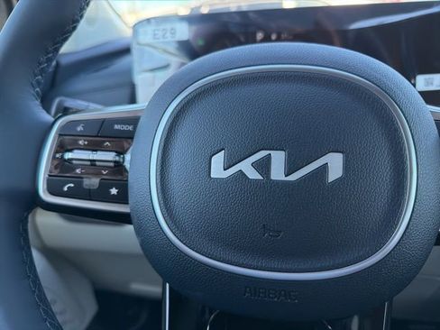 New 2026 Kia Carnival EX FWD image 27