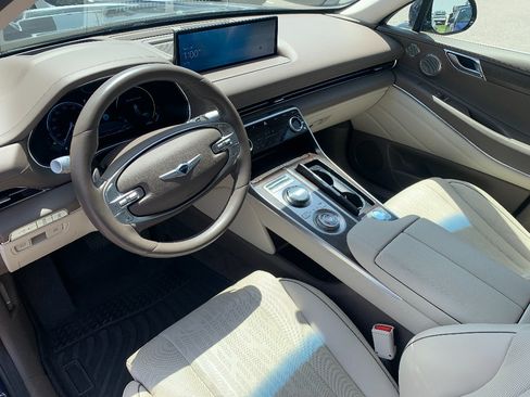 Used 2023 Genesis GV80 2.5T w/ Prestige Package AWD/4WD image 9