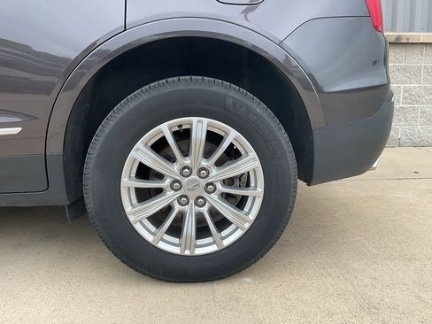 Used 2017 Cadillac XT5 FWD w/ LPO, Wheel Lock Package image 6
