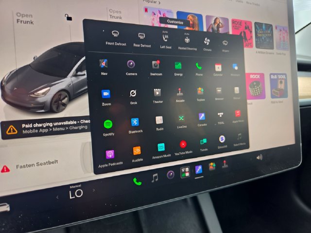 Used 2023 Tesla Model 3 Standard Range RWD image 36