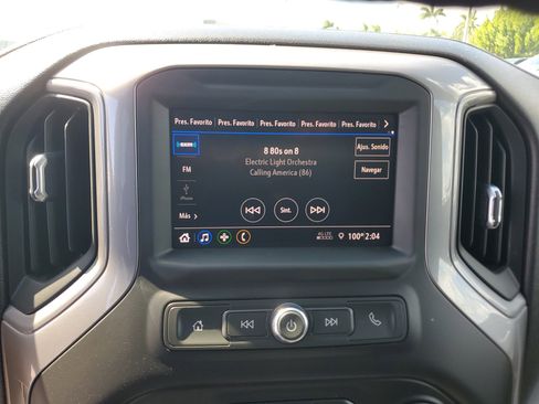 Used 2021 Chevrolet Silverado 1500 Custom image 21