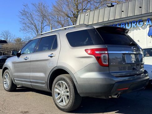 Used 2014 Ford Explorer XLT image 3