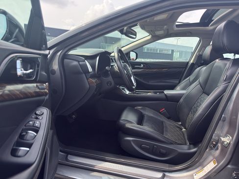 Used 2017 Nissan Maxima Platinum FWD image 11