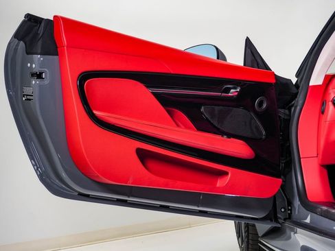 Used 2024 Aston Martin DB12 Coupe image 32