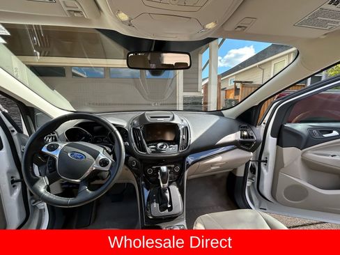 Used 2015 Ford Escape Titanium w/ Equipment Group 301A AWD/4WD image 39