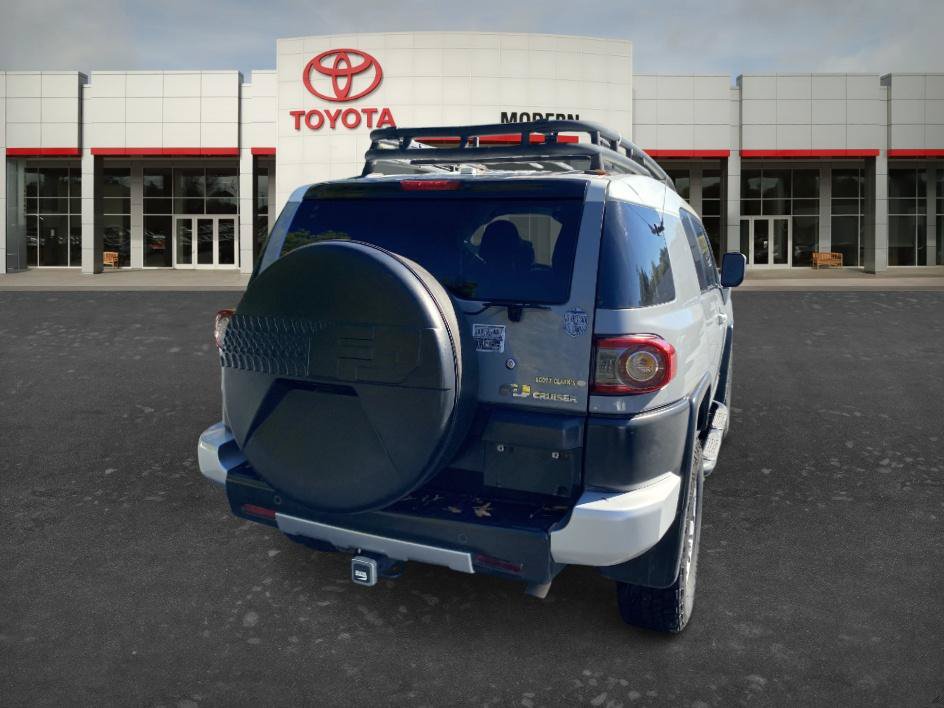 Used 2014 Toyota FJ Cruiser 4WD w/ Upgrade Package image 9
