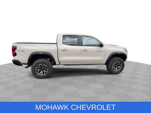 Used 2026 Chevrolet Colorado ZR2 w/ Technology Package image 10