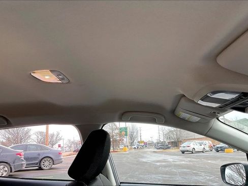 Certified 2022 Subaru Impreza 2.0i image 25