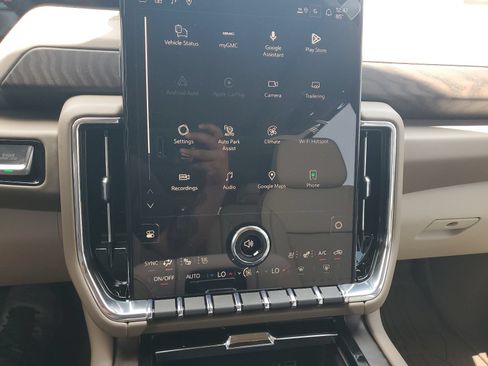 New 2026 GMC Yukon Denali w/ Advanced Technology Package RWD image 28