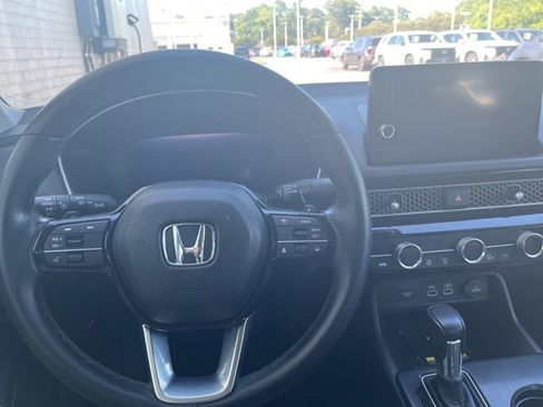 Used 2023 Honda Civic Touring image 4