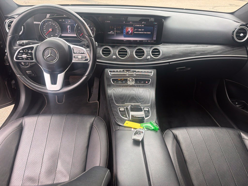 Used 2019 Mercedes-Benz E 300 4MATIC image 26
