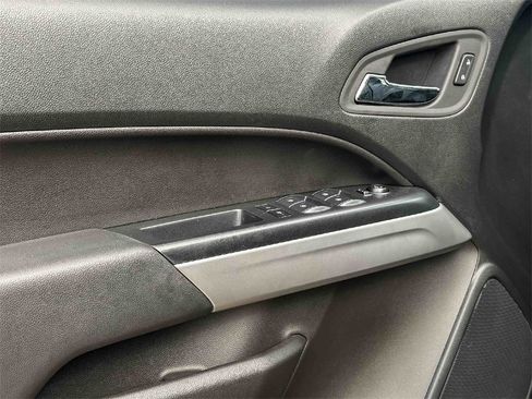 Used 2022 Chevrolet Colorado ZR2 image 16