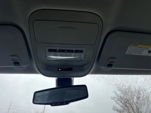 Used 2016 Chevrolet Colorado LT w/ LT Convenience Package image 25