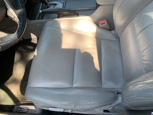 Used 2011 Honda Accord EX-L image 11