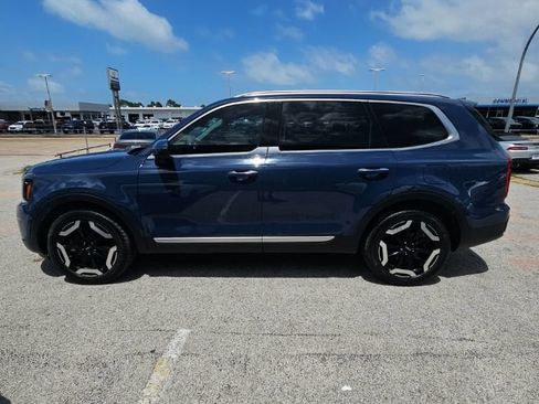 Used 2023 Kia Telluride S AWD/4WD image 4