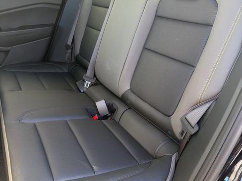New 2026 Chevrolet Trax ACTIV w/ Sunroof Package FWD image 21