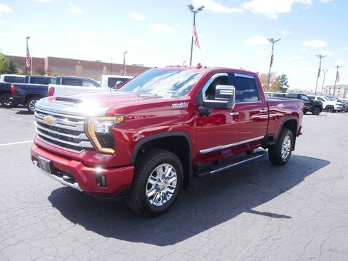 Used 2024 Chevrolet Silverado 3500 High Country w/ High Country Premium Package AWD/4WD image 4