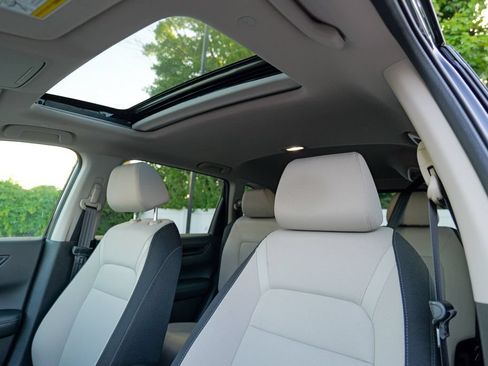 Used 2025 Honda CR-V EX image 21