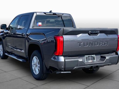 New 2026 Toyota Tundra SR5 w/ SR5 Convenience Package RWD image 12