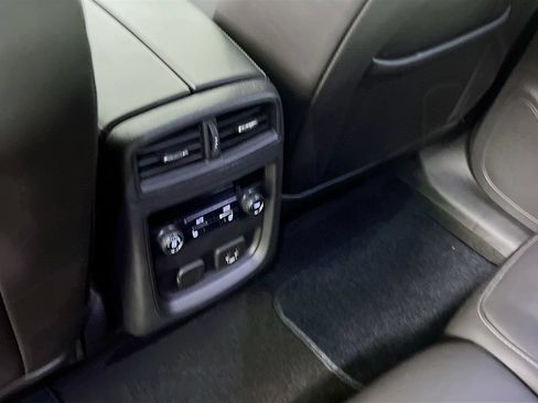 Certified 2020 Buick Envision Essence AWD/4WD image 22