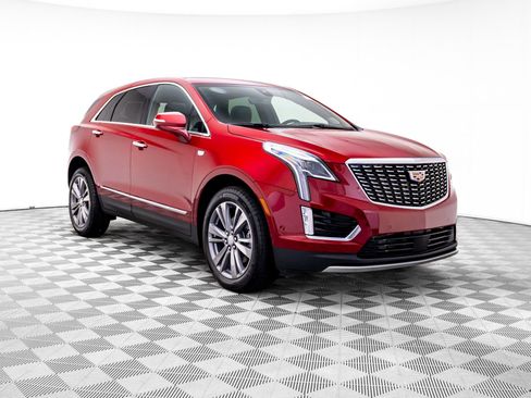 Certified 2026 Cadillac XT5 Premium Luxury w/ Driver Assist Package AWD/4WD image 8