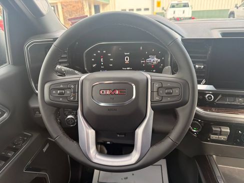 New 2026 GMC Sierra 1500 Elevation w/ Preferred Package AWD/4WD image 16