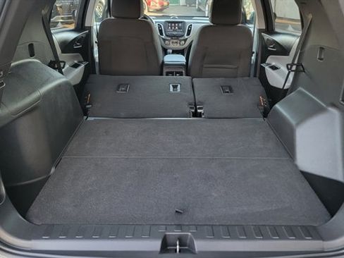 Used 2023 Chevrolet Equinox LT image 42