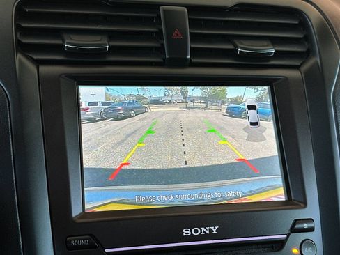 Used 2020 Ford Fusion Titanium AWD/4WD image 26