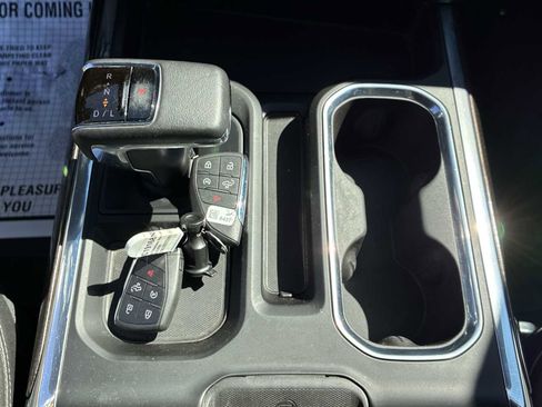 Certified 2022 Chevrolet Silverado 1500 RST w/ Convenience Package II image 16