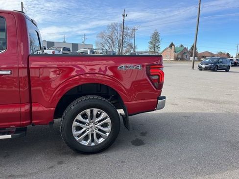 Used 2025 Ford F150 Lariat w/ Tow/Haul Package AWD/4WD image 8