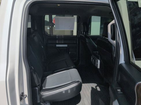 Used 2016 Ford F150 Lariat AWD/4WD image 13