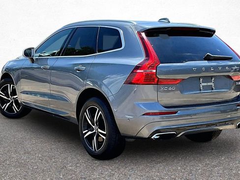 Used 2018 Volvo XC60 T6 R-Design w/ Convenience Package AWD/4WD image 5