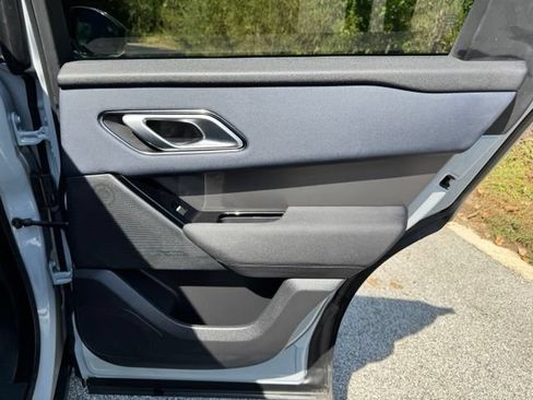 Certified 2024 Land Rover Range Rover Velar Dynamic SE AWD/4WD image 15