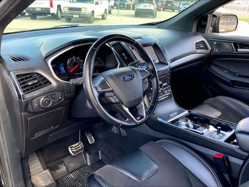 Used 2019 Ford Edge ST w/ Equipment Group 401A image 16
