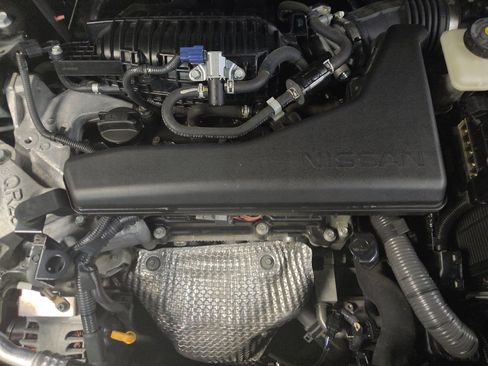 Used 2018 Nissan Rogue S FWD image 30