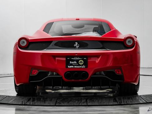 Used 2015 Ferrari 458 Italia Coupe RWD image 15