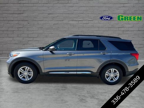 Certified 2022 Ford Explorer XLT RWD image 2
