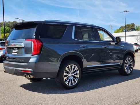 Used 2021 GMC Yukon Denali w/ Denali Premium Package AWD/4WD image 5